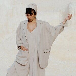 Myrah Penaloza Linen Oversized Gray Eagle Blazer One Size Pocket Shell Button